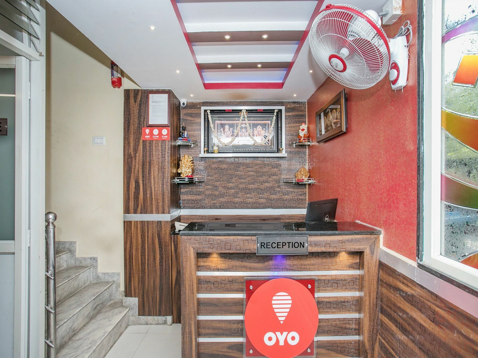 Oyo 13594 Mathrushree Residency Hotel Bangalore Bagian luar foto